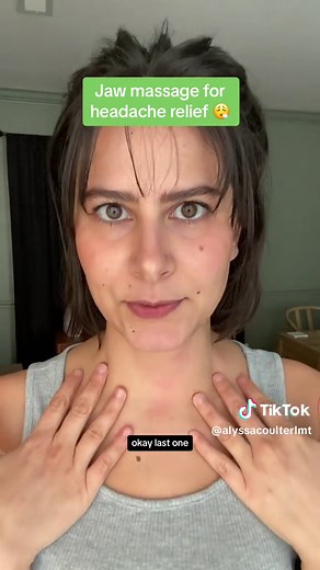 MORE INFO ⬇️ Here’s 3 muscles to self massage if you suffer from jaw pain/clenching/headaches! 🎯Temporalis: This is a fan-shaped muscle on the sides of our heads. It helps close our jaw and assists with jaw deviation (side-to-side movement) and retraction. 💆🏻‍♀️To massage: place your fingers on the sides of your head, just behind your eyes and above your ears. Clench your jaw to feel this muscle contract so you know you’re in the right place. Using firm pressure, slowly move your hands toward