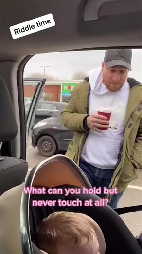 #rob_and_steph1 #foryou #fypシ゚ #xycba #quiz #riddle #answer