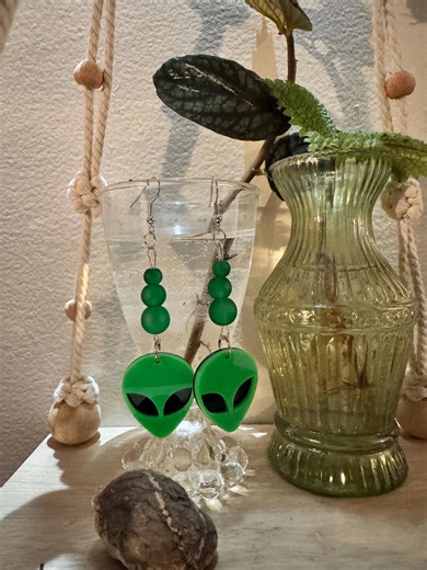 Green Alien Dangle Earrings - Etsy