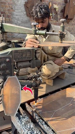 Extreme Cutting 💥Trailer Parts With Profile / Plasma Gas Cutter..!!