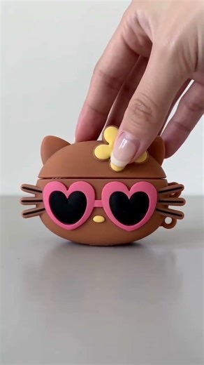 Cute Cat AirPods Case with Heart Sunglasses 🐱💖 | Kawaii Flower Silicone Cover