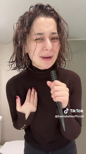 Hania Amir: Pakistani Actress Latest News & Videos