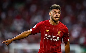 Alex Oxlade-Chamberlain wing role must be temporary