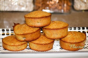 BRIOSE RAPIDE CU BANANE SI GRIS (RETETA VIDEO) - Flaveur