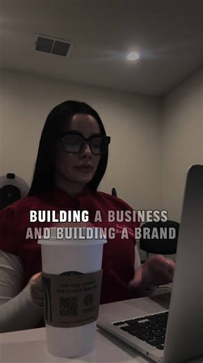 Imagine leaving a traditional lab job and building your own mobile phlebotomy business — working for yourself, on your schedule, on your terms. 🚗🩸✨ #MobilePhlebotomy #BeYourOwnBoss #HealthcareEntrepreneur #MobileBusiness #careerfreedomwomen