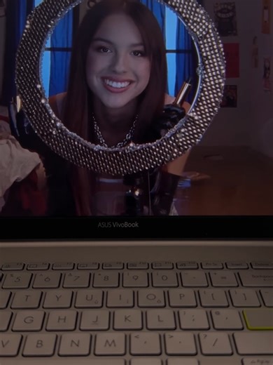 Sweet and Sour: The Ultimate Tribute to Sabrina Carpenter and Olivia Rodrigo