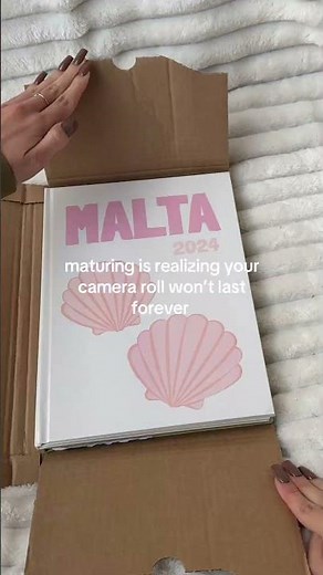 use code MIRELLA10 for 60% off 💌 get yours on pixoryofficial.com #photobook