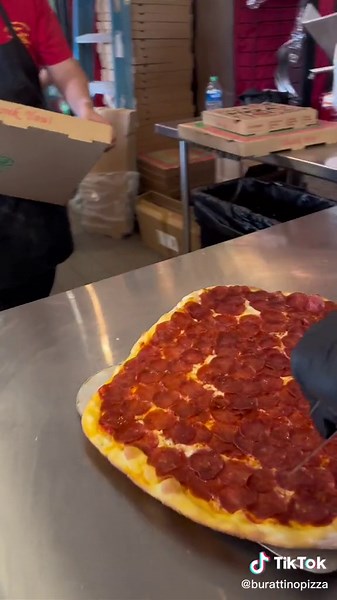 Always check before you CRUNCH 😇👌 #burattinopizza #120pepperoni #pizza #asmr #pizzatime #pizzalover #crunchbabycrunch #foryoupage #fyp #yum #yummy #hungry #tasty #italianfood #asmr #asmrfood #asmr #asmrfood #Food #Fresh #cheese #fresh #food #foodie #eaterla #foodporn #pizzaporn #cheese #notasandwich #burattino