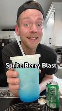 Make a Sprite Berry Blast at home 😁 #sprite #berryblast #blueraspberry #diydrinks