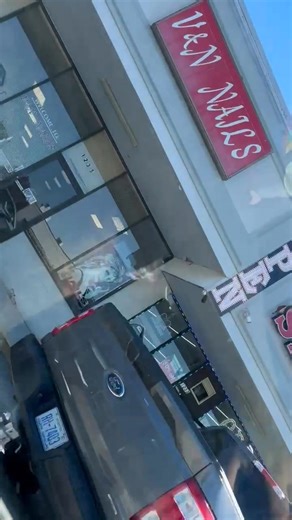 60K views · 223 reactions | Citizen Report: They just raided a smoke shop Roanoke Rapids nc | Fighting Crime News and Who's Wanted | Facebook