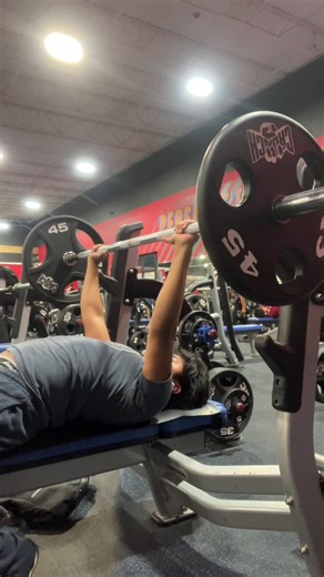 strength is going up on a cut #fyp #trending #gymtok #viral #pr