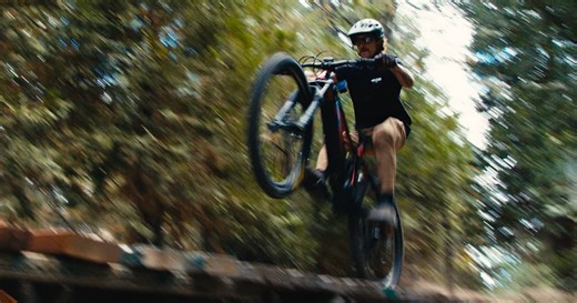 FLX powers through the dirt on carbon-framed full-suspension eMTB