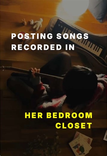 Before Suzume, Toaka had been making music in her bedroom closet. At first, she had been unsuccessful in her pursuit of a professional music career, despite a lot of hard work and effort. She had thought about giving up on her dream, but her unending love of music, was what ultimately kept her going. In college, she started to post covers and original songs online. These eventually caught the eye of the production team behind Suzume. Then, when RADWIMPS’ Yojiro Noda first heard Toaka sing the no