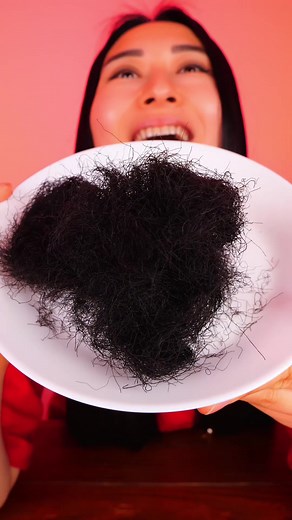 Exploring Hairy Seaweed Dishes with Meimei Mecin