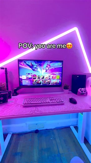 Dive into the details of this stunning custom liquid-cooled PC! Featuring a transparent chassis and vibrant pink coolant, this build is designed for both extreme performance and striking aesthetics. Every component meticulously chosen to create a truly unique gaming or workstation experience. What do you think of the custom loop? #PCBuild #CustomPC #LiquidCooling #GamingSetup #TechEnthusiast #watercooledchiller | Nexuss