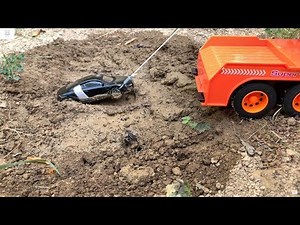 Autók a sárban 🚗 Játékautók sáros akadály 🚗 a nagy elakadás 🚗 autós mese 🚗