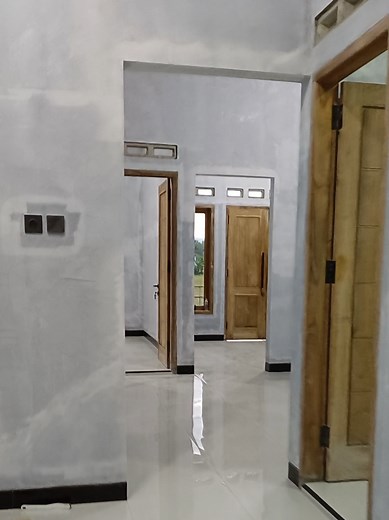 Room Tour: Desain Rumah Impian dari Pintu Samping