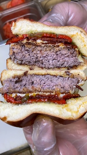 265K views · 688 reactions | Manchego Cheese & Chorizo Burger ‍ | Foody Fetish | Facebook