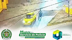 40K views · 613 reactions | #Seguridad / En las últimas horas 2 hombres dedicados al hurto de motocicletas fueron capturados por la Policía Metropolitana de Tunja. Uno de ellos se hacía pasar como taxista para cometer los hurtos y el otro era experto en modificar las motocicletas para evadir el control de las autoridades. | 7N Noticias | Facebook