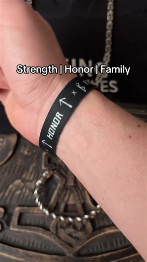 The ultimate gift for your Viking or Shield-maiden 🪓🛡️ Order 2 and get 20% off ✅ Viking Bracelet | Viking Style #viking #runes #strengthandhonor #vikingwarrior #shieldhirdmen