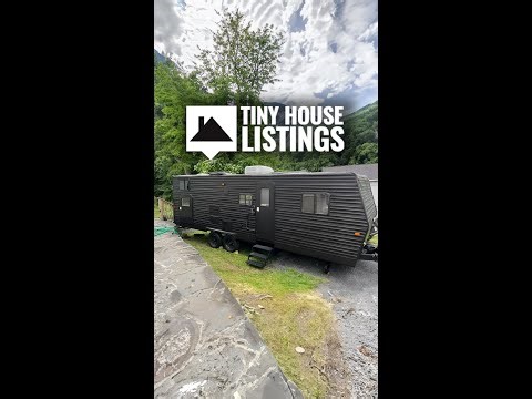 Step Inside a Newly Renovated Mallard M27 RV | Where Travel Meets Style and Functionality