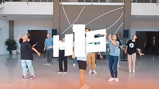 Stepping into the rhythm with HIS Dancers, where every beat brings new friends and practicing dance skills to glorify 🧡 Dc:@gjketykeykrjdyjdxkhy #ja1danceministry #hanggangmayhininga #weareHISdancers #weareHISministry #christiantiktok #danceforJesus