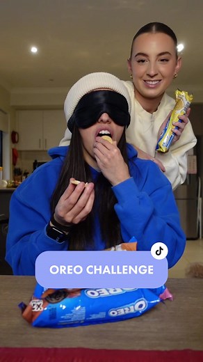 Alessia's Oreo Flavor Challenge Fail | Aussie Vegan Girlfriend Tries Oreo Challenge