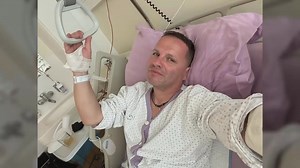 367K views · 1.5K reactions | Nocoj v Viziti  Po mesecih okrevanja je o soočenju z izjemno redko kapjo na konici hrbtenjače pred našo kamero spregovoril Jani Pavec iz skupine Atomik Harmonik. Ne zamudite! 珞 | 24ur.com | Facebook