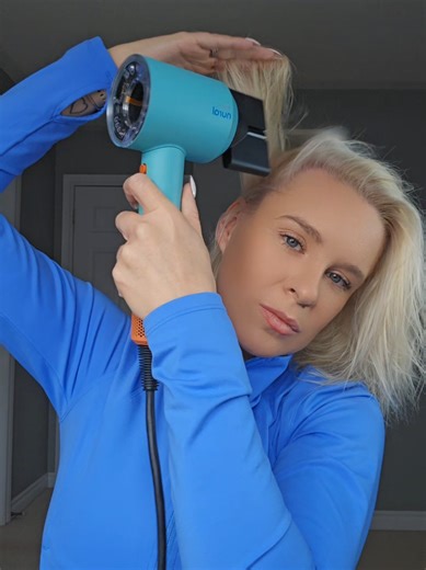 The best way to dry fine fragile hair #diyhairschool #simplehairstyle #finehairtips #thinhairtips #blowdrytutorial