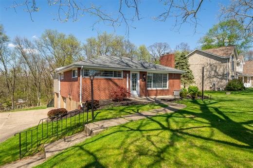 299 Maplewood Dr, Peters Township, PA 15317 - MLS 1748627 - Coldwell Banker