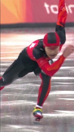 Ever wondered how speed skaters train? ⛸️