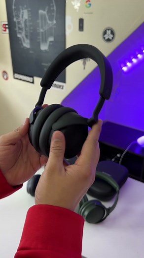 Flash Review - Sennheiser Momentum 4 VS Sennheiser Accentum #sennheisermomentum4 #sennheiseraccentum #sennheiser #amazon #amazonfinds #amazonmusthaves
