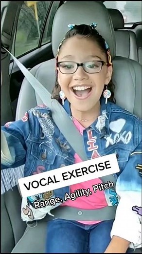 Little Girl SINGS the ORIGINAL Noom Noom Vocal Exercise w/Vocal Coach
