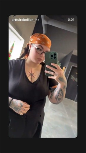 This Self‑Tattoo Clip Is Next‑Level Skill! Tattoo by Rae — IG: @artfulrebellion_ink
