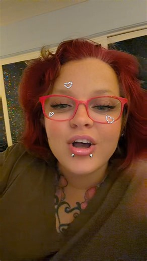 Here are some deets on the ring design! Custom Hero Ring — One of One • Center Stone: 4.02 CT princess-cut lab-grown diamond Set in a kite orientation (45° rotated for strength visual drama) • Color / Clarity: H color, VS2 clarity (bright, clean, icy in real life) • Setting Style: Custom segmented channel walls (NOT a full bezel) Engineered to protect all four points while still allowing light return • Side Stones: Micro lab-grown diamond melee set into raised channel walls Designed for sparkle 