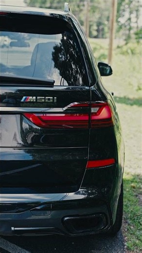 Luxury meets V8 performance in this BMW X7 M50i.#BMWX7 #X7M50i