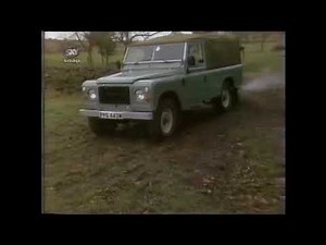 Emmerdale Farm - Dolly Skilbeck Scratches The Land Rover (1981)