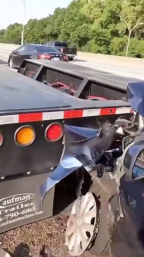 100K views · 2.8K reactions | Car Totaled in a Wreck: Let’s Hope Everyone’s Alright #reels #towtrucker #towing #towtruckdriver #towlife #towcar | Towtrucker | Facebook
