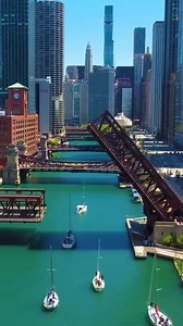 Open sesame! 🌞 🎥 Video by @borntoseephoto | Secret Chicago