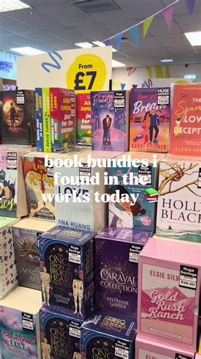we found some great bundles in @The Works today!! might have to go back for Just for the Summer ☀️ #booktok #bookdeals #theworks #bookbundles #fyp