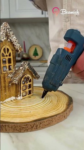 DIY snow globe for Christmas 🎄❄️ #creative #snowglobe #christmascrafts