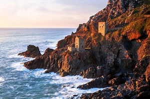The 9 most beautiful National Trust properties in Cornwall you need to visit