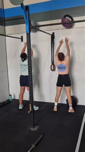 What is better than training? Training with friends! That is why CrossFit is so good. No matter your ability, we have a workout for everyone and we workout together 🫶 You do not have to be fit to start, but you have to start to get fit 🔥 #CVCF #Yamba #CrossFit | Clarence Valley CrossFit - Yamba