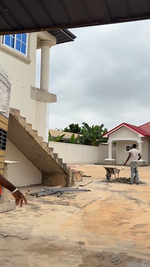 Graffiato paint. always looking perfect on the wall. Wa.me/ 233556697622 | Otectic Building Design