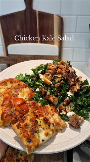 The kale salad that keeps me coming back 🥬🍎✨ A simple mix of massaged kale, crisp apples, dried cranberries, pumpkin seeds, and walnuts tossed in the most delicious maple vinaigrette. 🍁 Maple Vinaigrette:• 1/4 cup maple syrup• Juice of 1 lemon• 1 tbsp apple cider vinegar• Olive oil• Salt & pepper to taste Massage the kale with a little olive oil until tender, then toss everything together and drizzle with the dressing. Sweet, crunchy, tangy, and packed with texture in every bite. Save this re