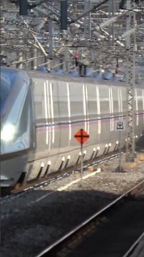 朱鷺色のラインが入ってた頃のＥ７系Ｆ２２編成高崎駅通過 #上越新幹線 #e7系 #高崎駅