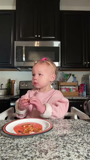 I love when she counts! Her little lips 😭 “twooo” #motherhood #2under2 #3under3