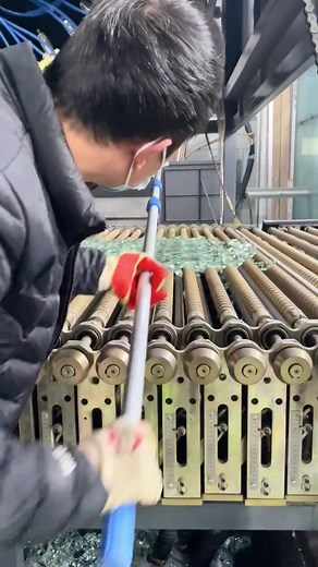 Glass Installing Techniques for Doors and Windows