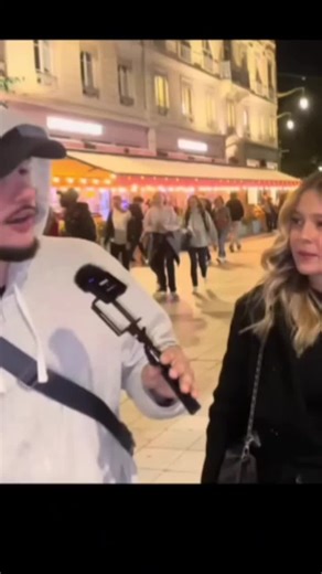 Combien votre gas il doit gagner les filles 😅 #tiktokfrance #hugotournier #viraltiktokvideo #viral #fyp