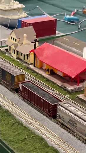 N Scale Southern Pacific Freight #shorts